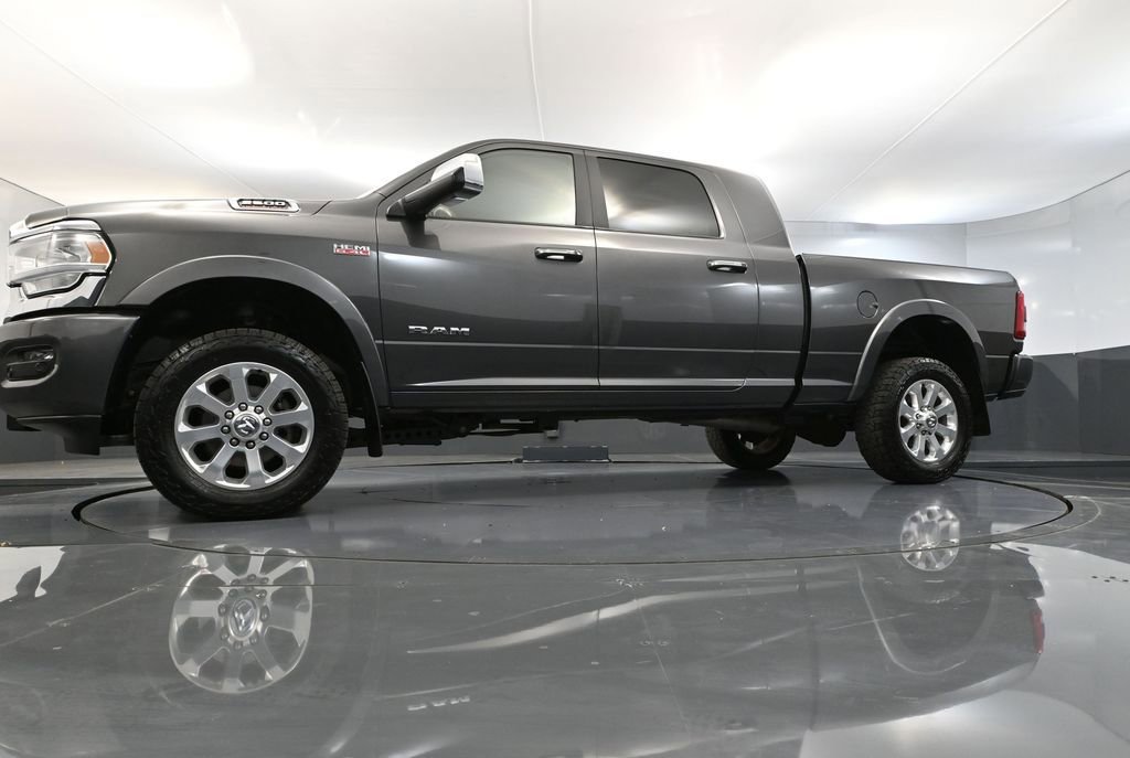 Used 2022 RAM 2500 Laramie w/ Body Color Bumper Group image 53