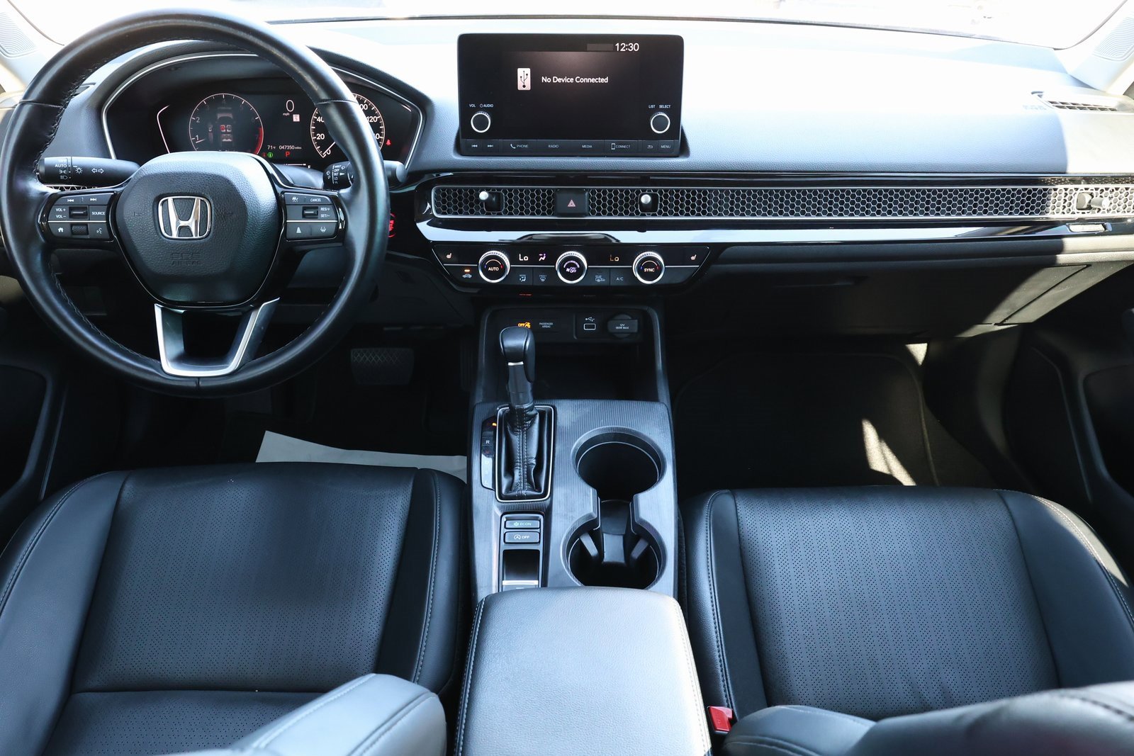 Used 2023 Honda Civic EX-L image 2