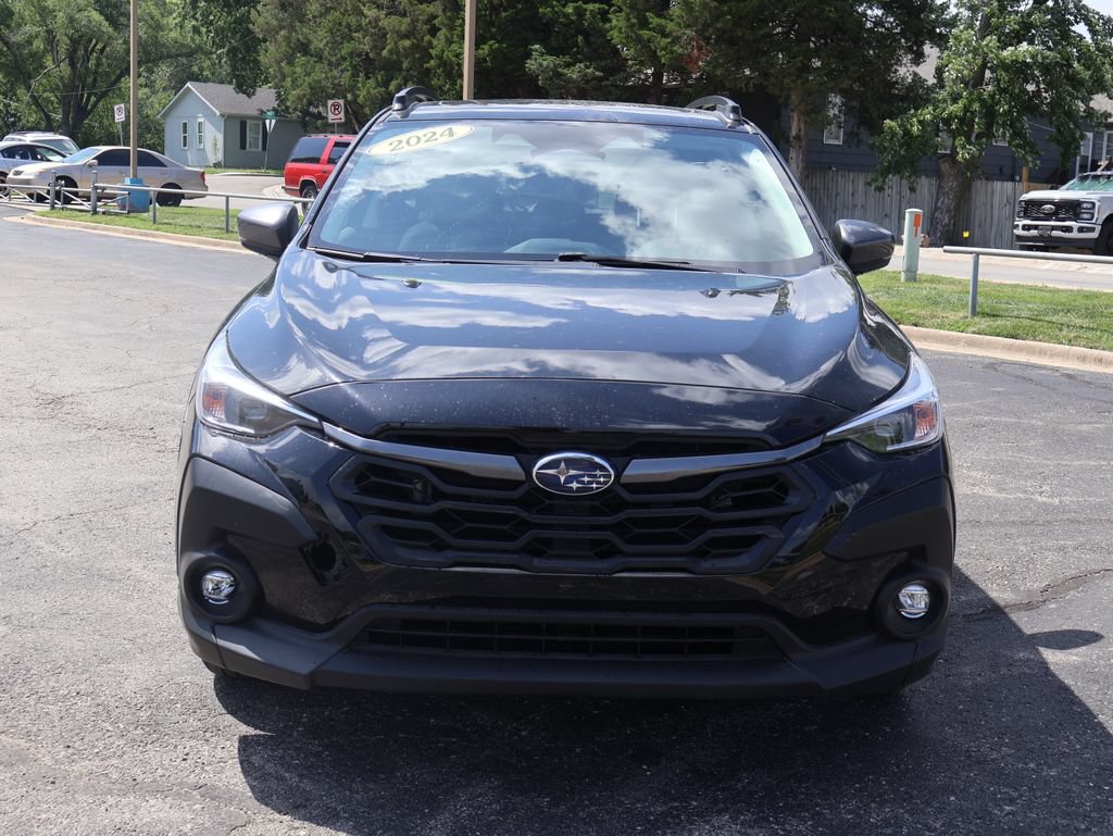 Used 2024 Subaru Crosstrek 2.0i Premium AWD/4WD image 2