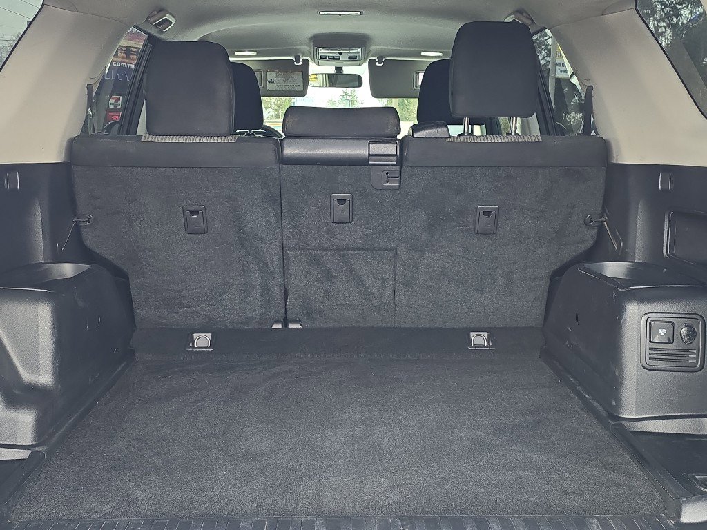 Used 2016 Toyota 4Runner SR5 image 9