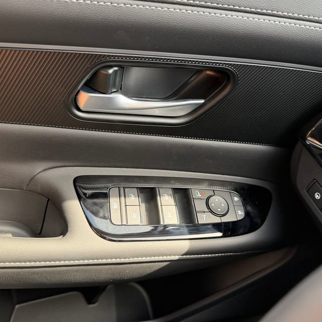 New 2026 Nissan Murano SV AWD/4WD image 16