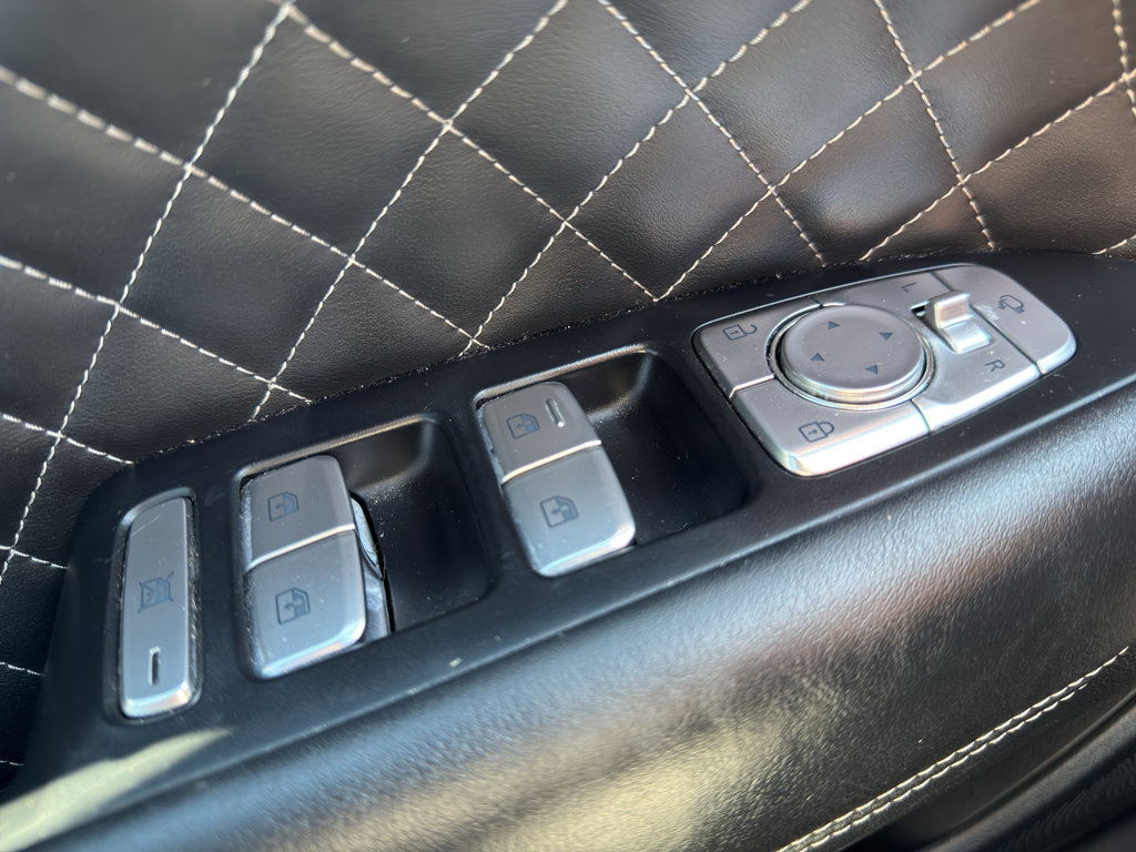 Used 2021 Genesis G70 3.3T w/ Sport Package AWD/4WD image 22