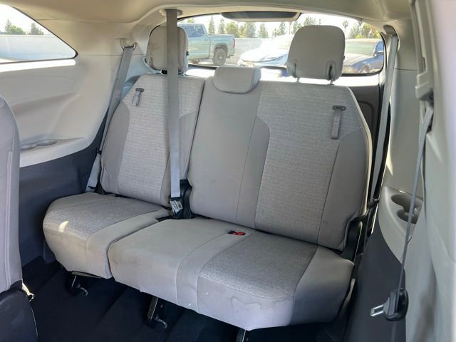 Certified 2024 Toyota Sienna LE image 16