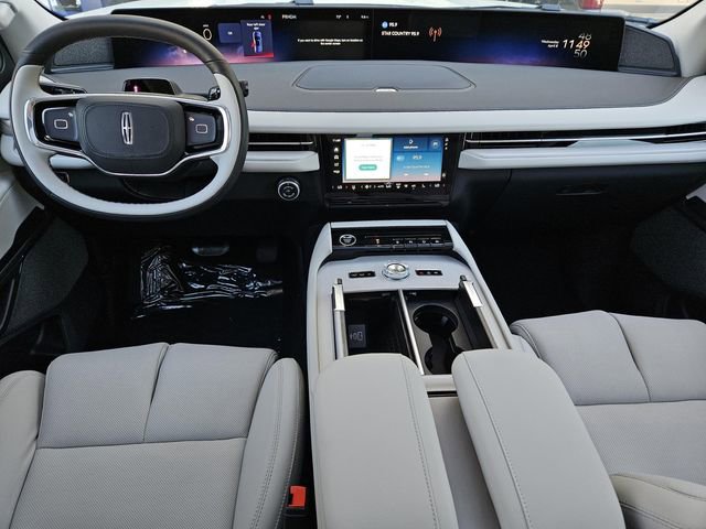 New 2026 Lincoln Navigator Reserve image 5