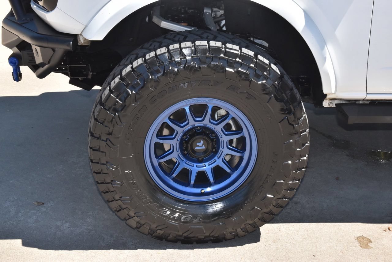 Used 2022 Ford Bronco Outer Banks AWD/4WD image 49