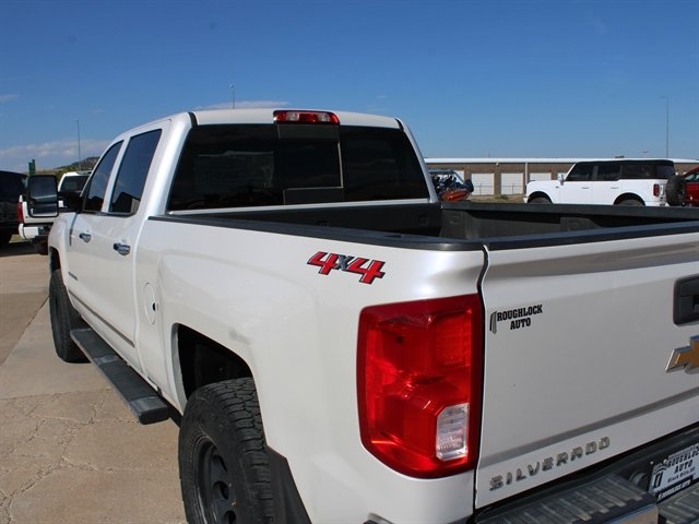 Used 2018 Chevrolet Silverado 1500 LTZ w/ LTZ Plus Package AWD/4WD image 8
