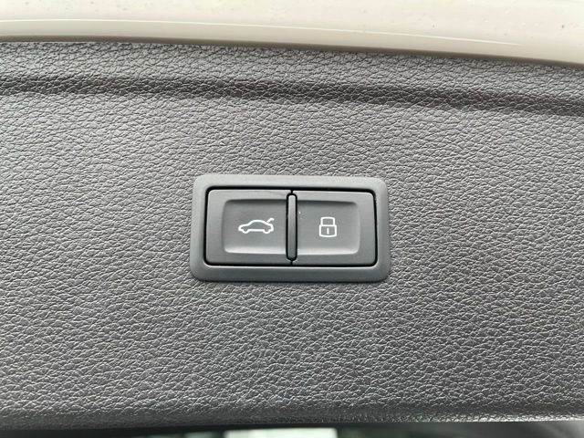 Used 2018 Audi Q5 2.0T Premium image 33