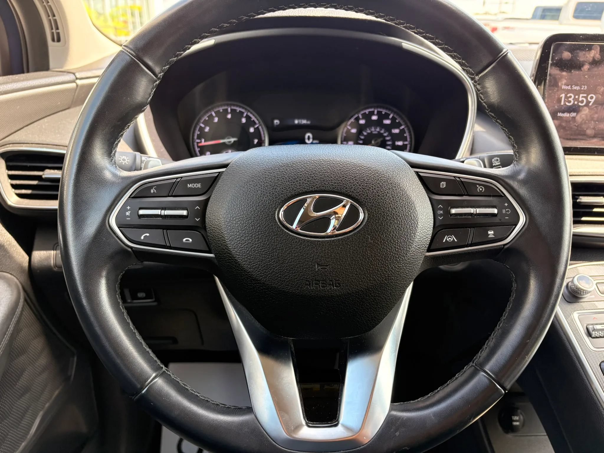 Used 2023 Hyundai Santa Fe SEL w/ Winter Weather Package AWD/4WD image 20
