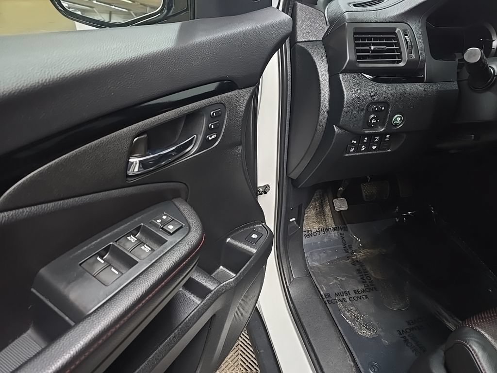 Used 2023 Honda Ridgeline Black Edition image 31