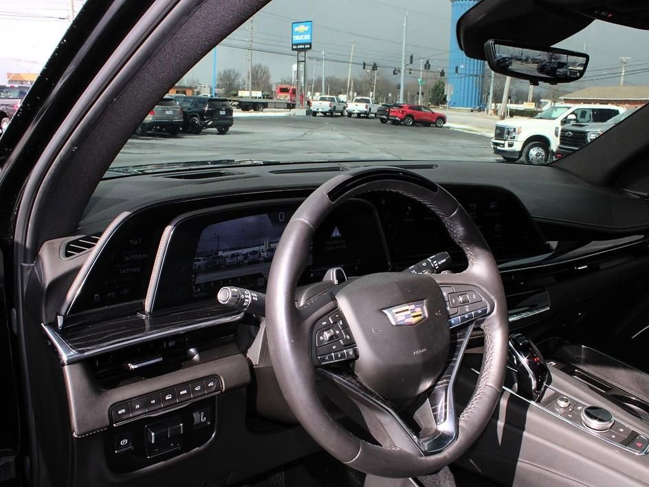 Used 2024 Cadillac Escalade Sport w/ LPO, ONYX Package image 24