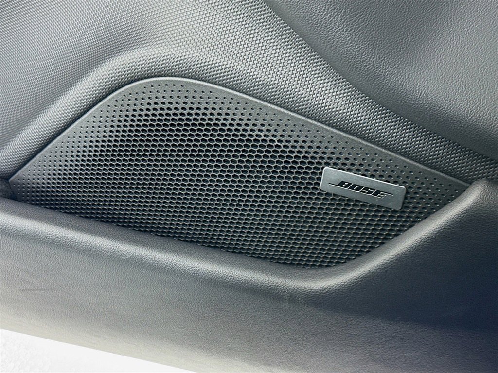 Certified 2022 Porsche Taycan image 12