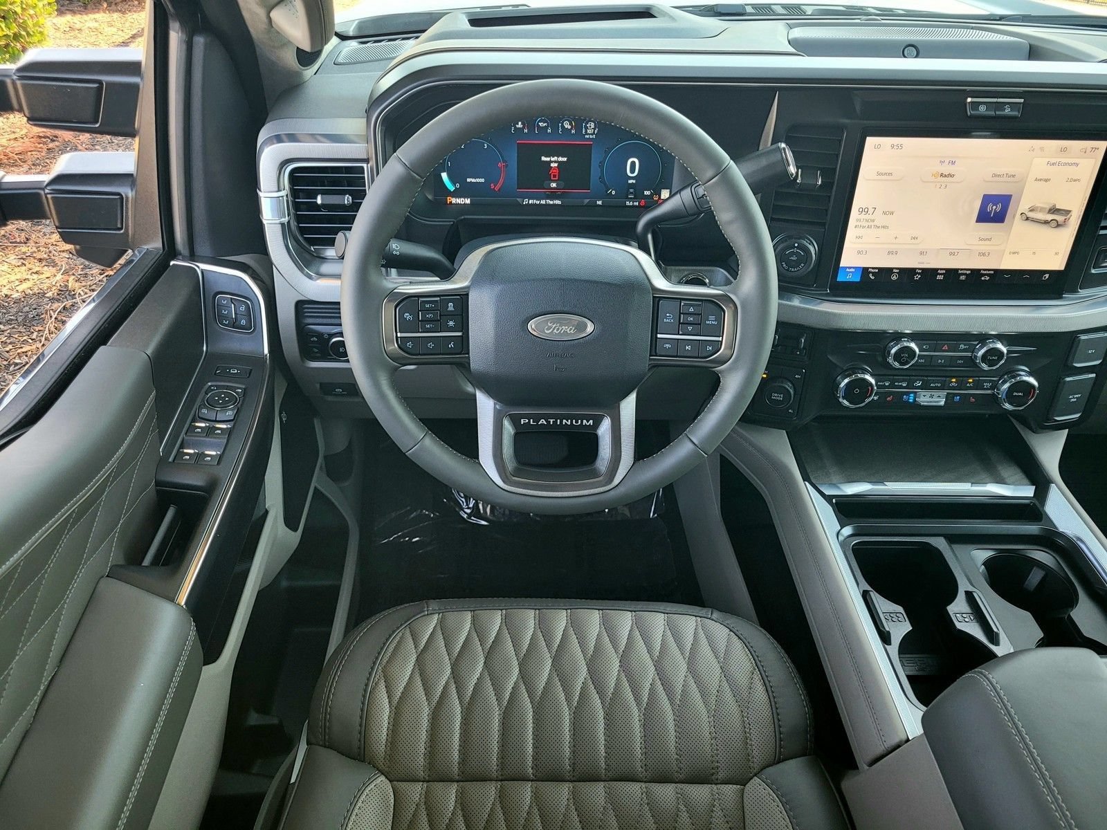 New 2026 Ford F350 Platinum w/ Platinum Plus Package AWD/4WD image 8