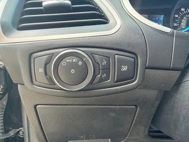 Used 2019 Ford Edge SEL w/ Equipment Group 201A FWD image 8