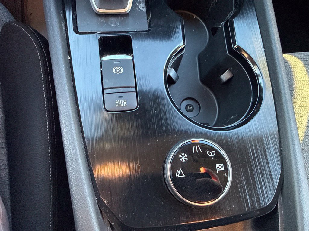 Certified 2023 Nissan Rogue SV AWD/4WD image 14