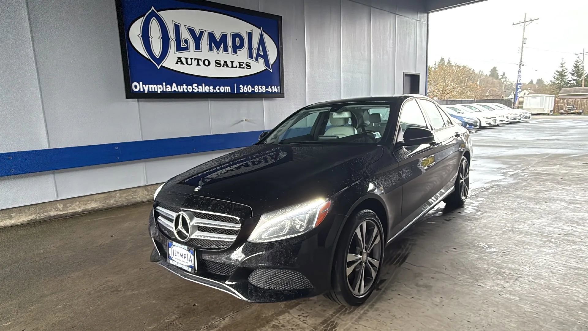 Used 2017 Mercedes-Benz C 300 4MATIC Sedan w/ Premium 3 Package