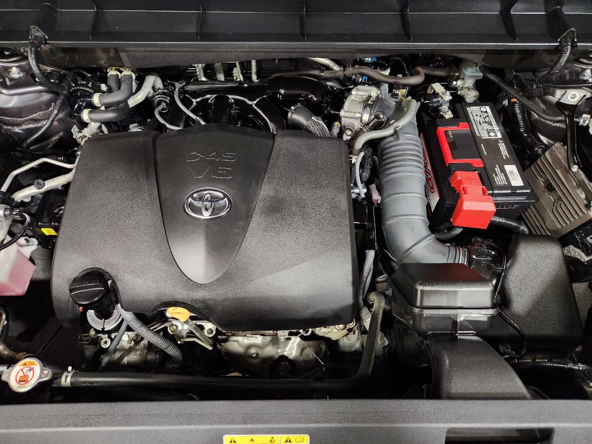 Used 2022 Toyota Highlander XLE FWD image 54