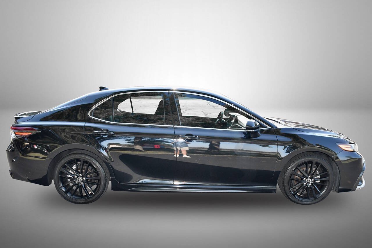 Used 2023 Toyota Camry XSE FWD image 8