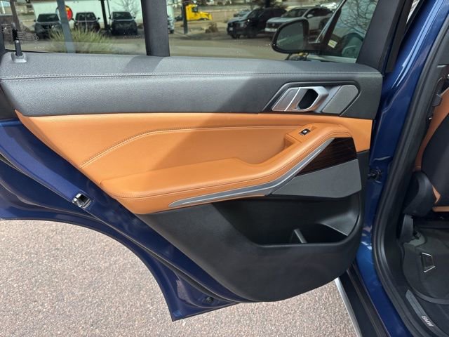 Used 2021 BMW X5 xDrive40i w/ Premium Package image 26