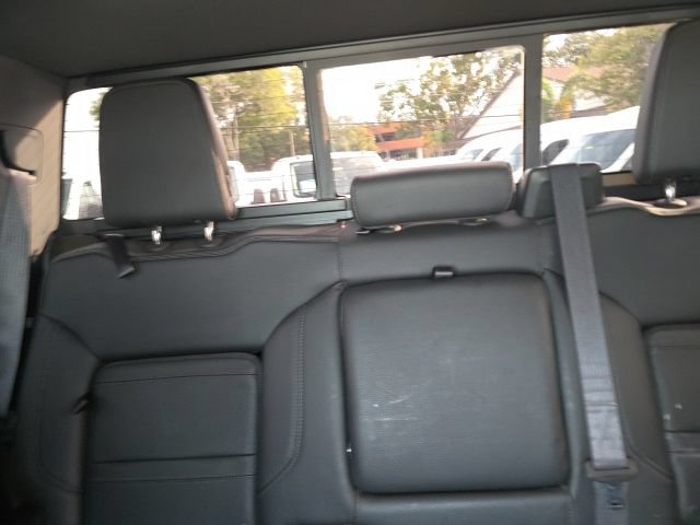 Used 2022 GMC Sierra 2500 Denali w/ Denali Ultimate Package AWD/4WD image 19
