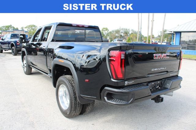 Used 2025 GMC Sierra 3500 Denali w/ Denali Reserve Package image 8
