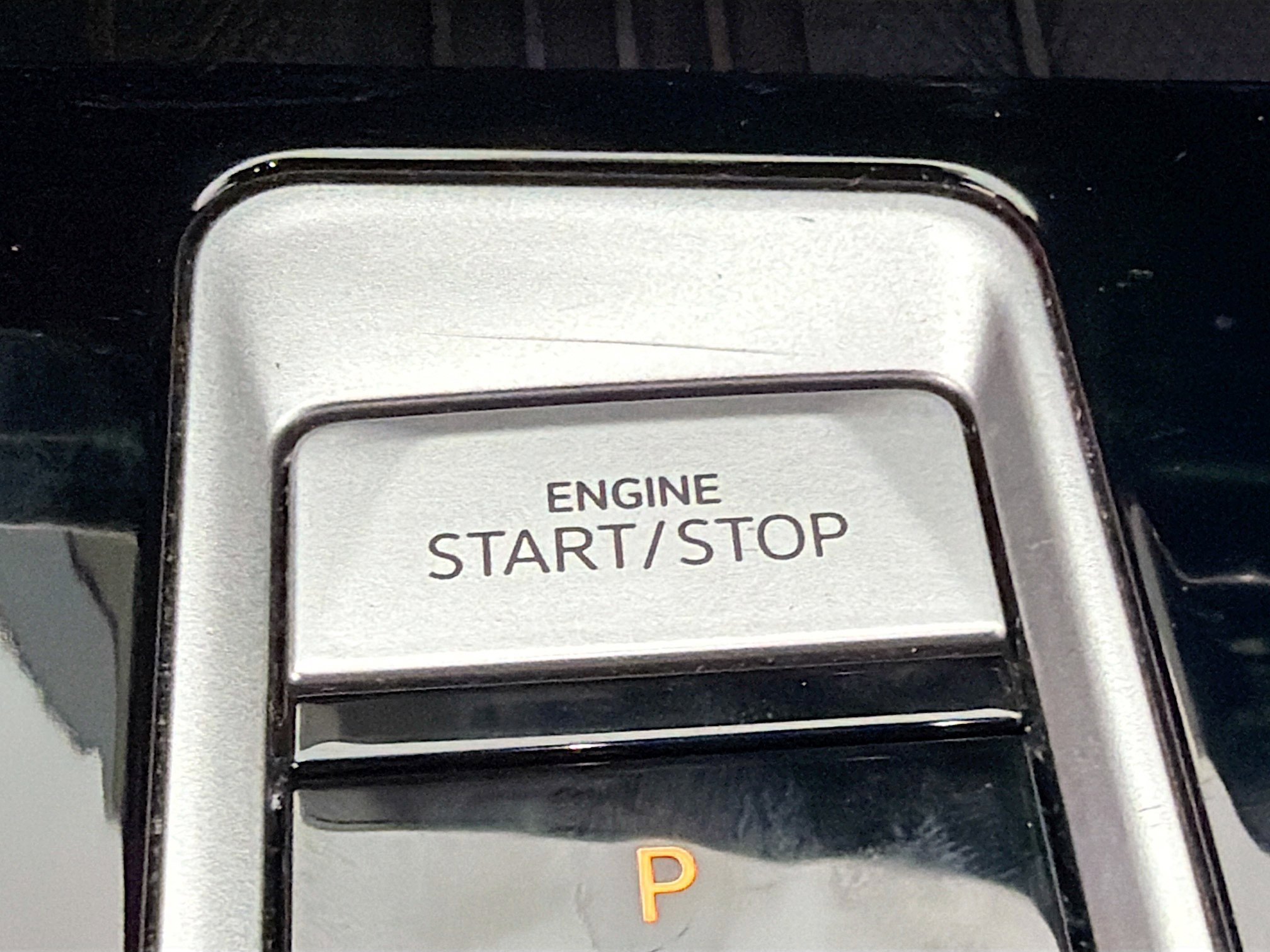 Used 2025 Volkswagen Atlas SE image 34