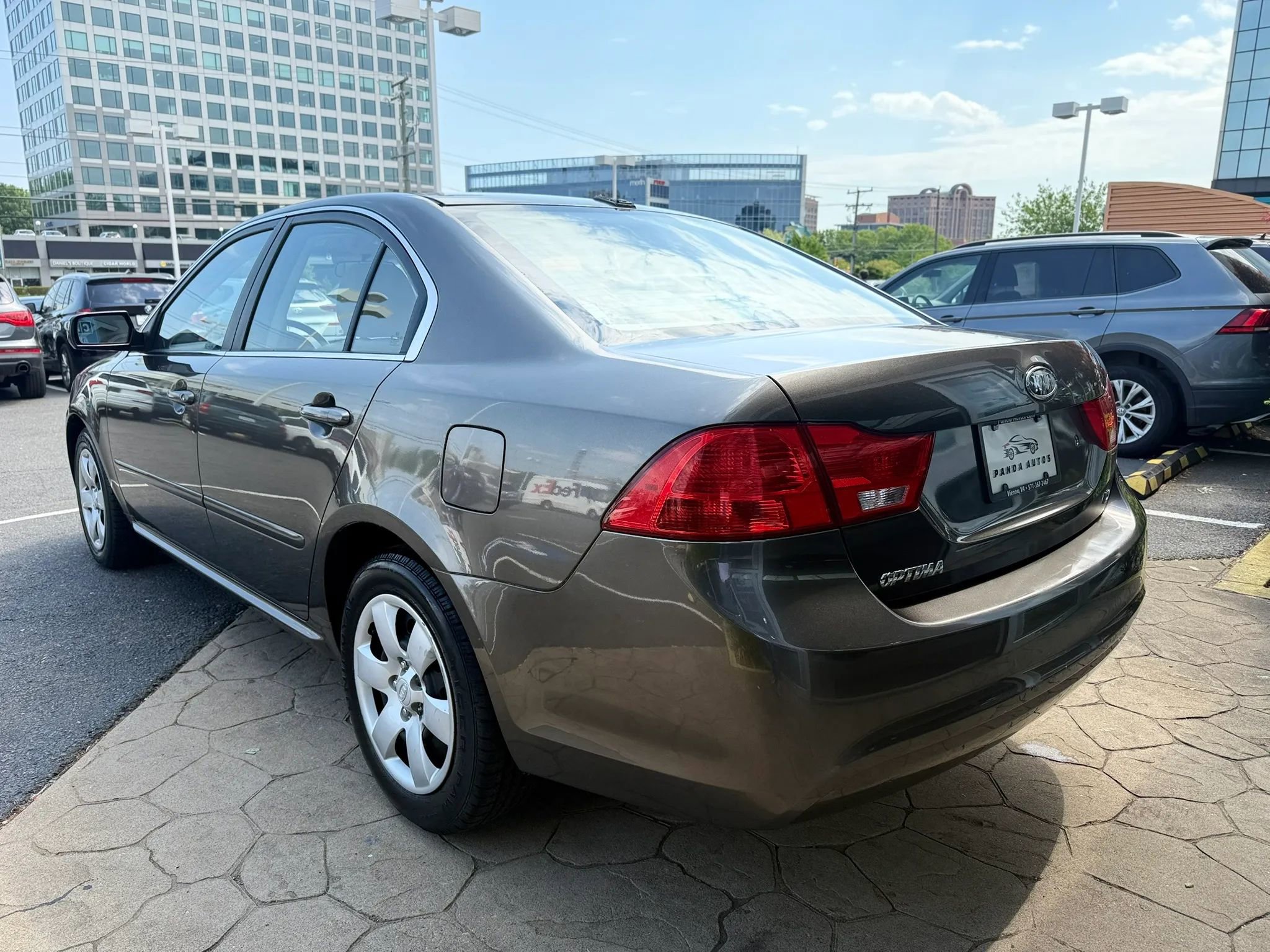 Used 2009 Kia Optima LX FWD image 5