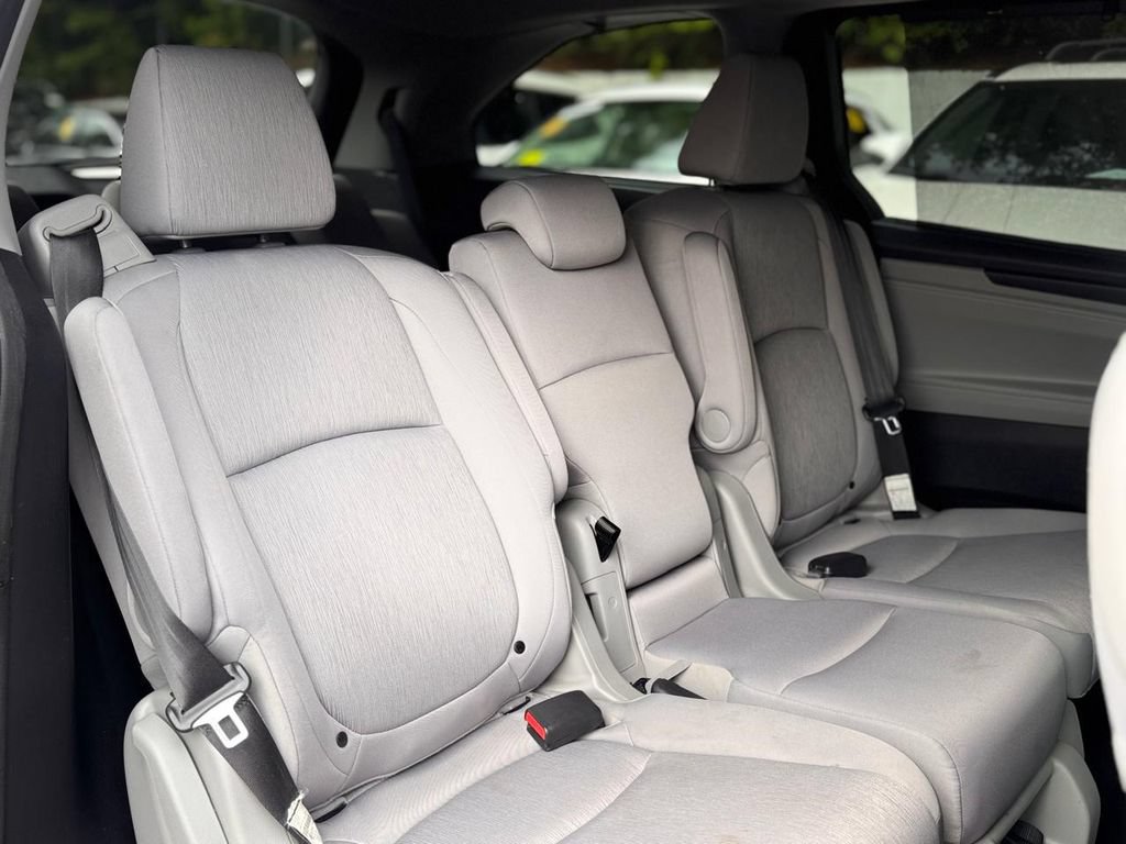 Used 2019 Honda Odyssey EX image 25