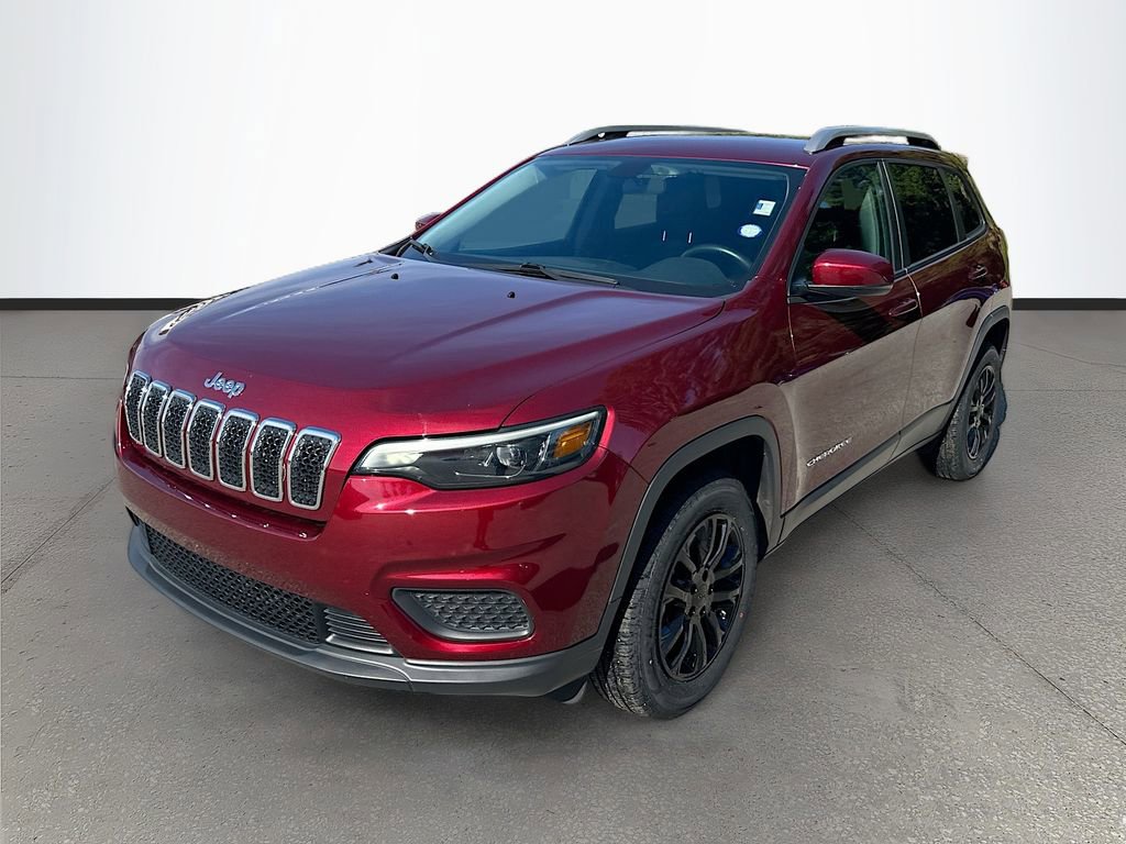 Used 2020 Jeep Cherokee Latitude w/ Cold Weather Group AWD/4WD image 3