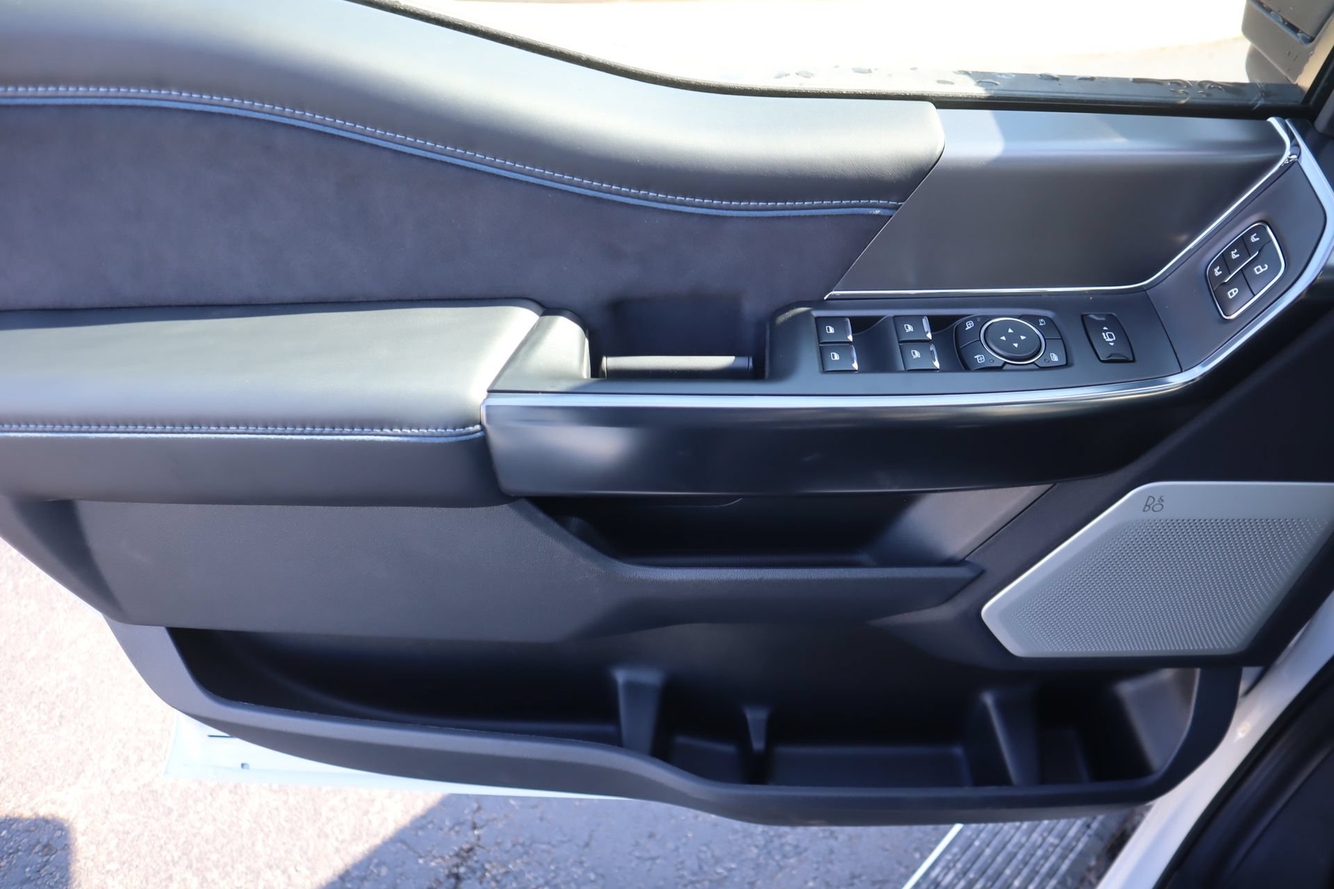 New 2026 Ford F250 Platinum AWD/4WD image 17
