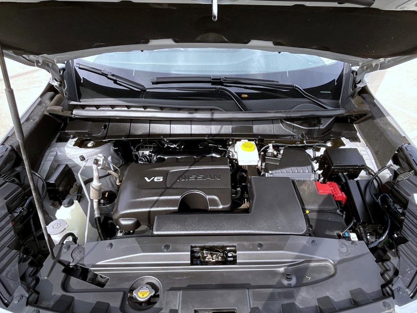 Used 2023 Nissan Pathfinder SL AWD/4WD image 27