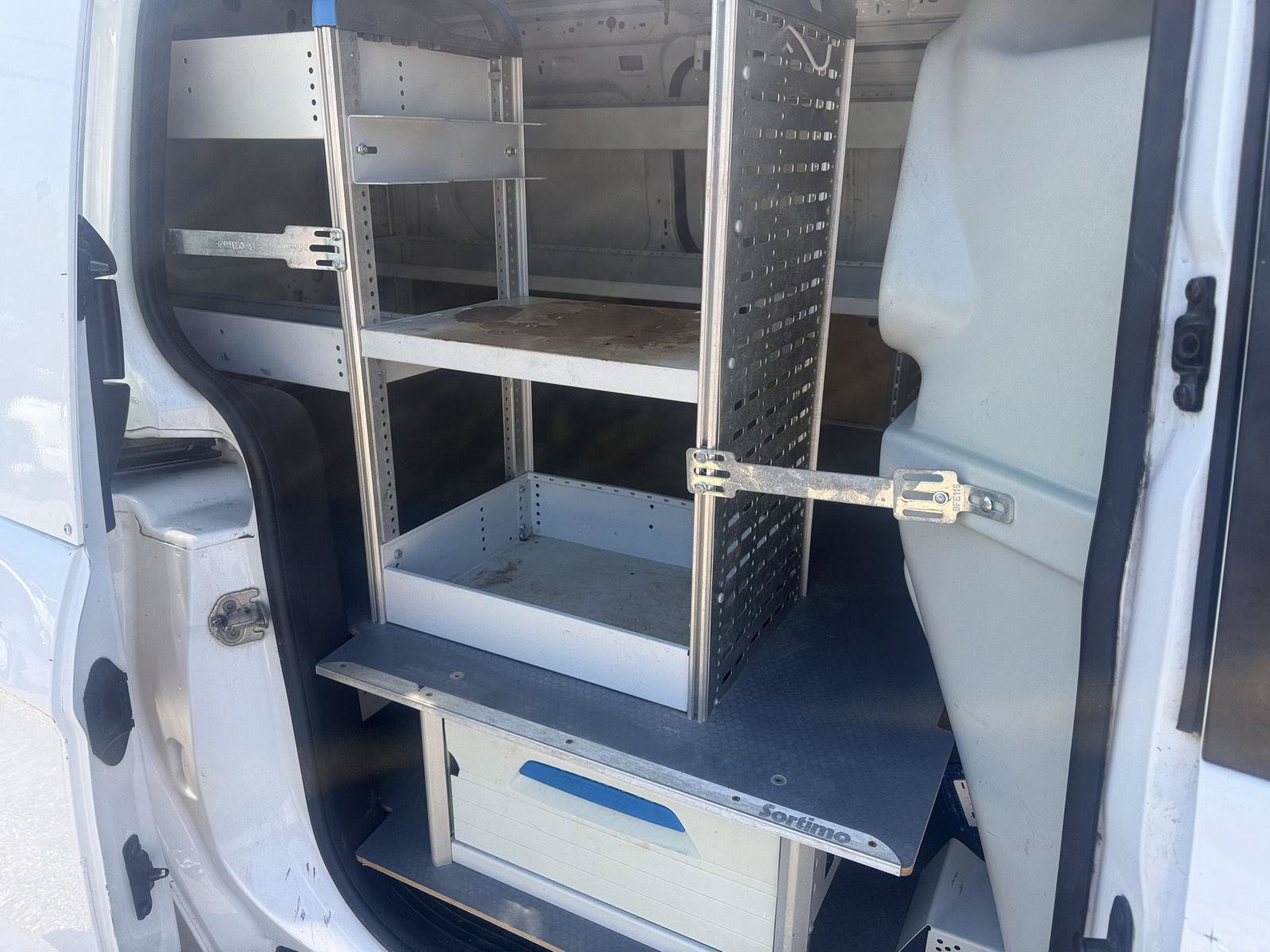 Used 2016 Ford Transit Connect XL FWD image 9