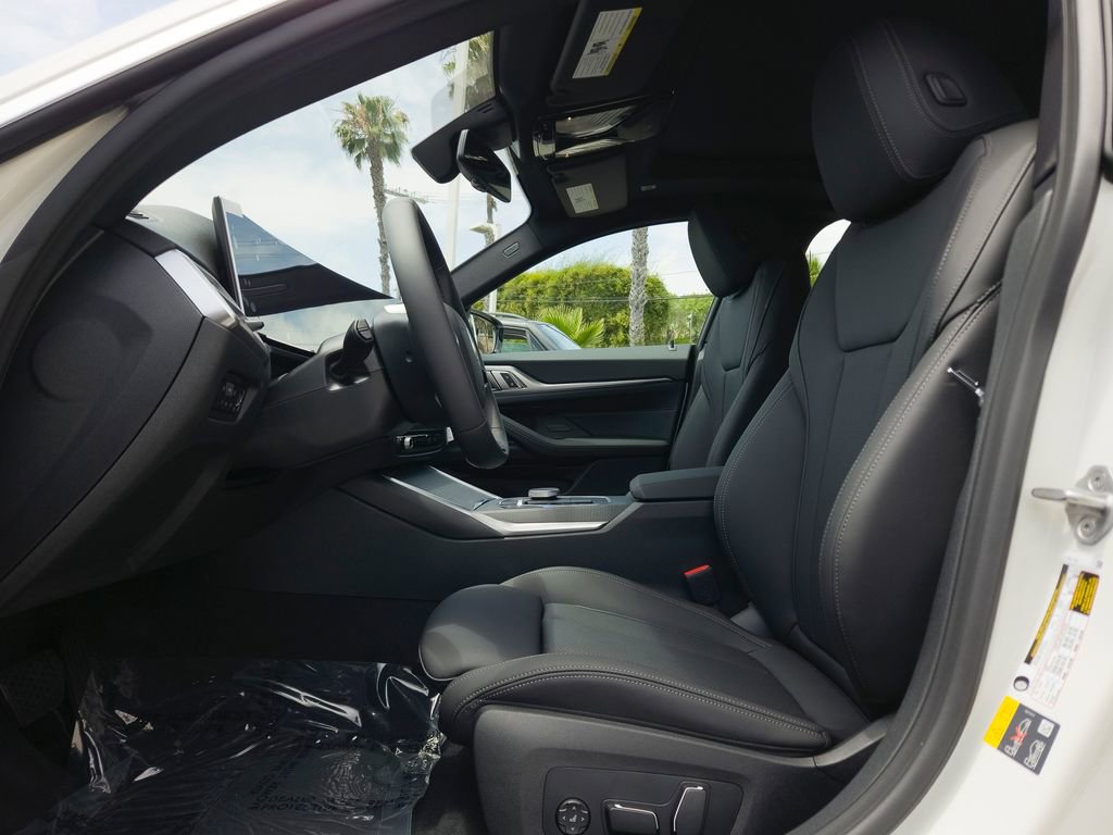New 2026 BMW i4 eDrive40 w/ Parking Assistance Package RWD image 7