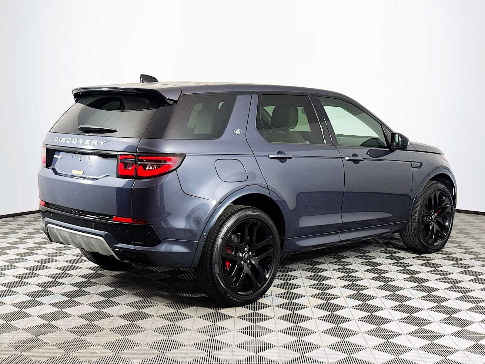 Certified 2024 Land Rover Discovery Sport S AWD/4WD image 4