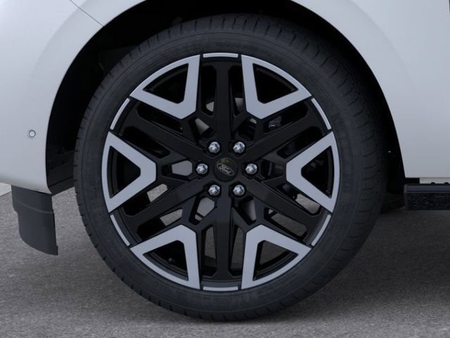 New 2025 Ford Expedition Platinum w/ Platinum Ultimate Package AWD/4WD image 19