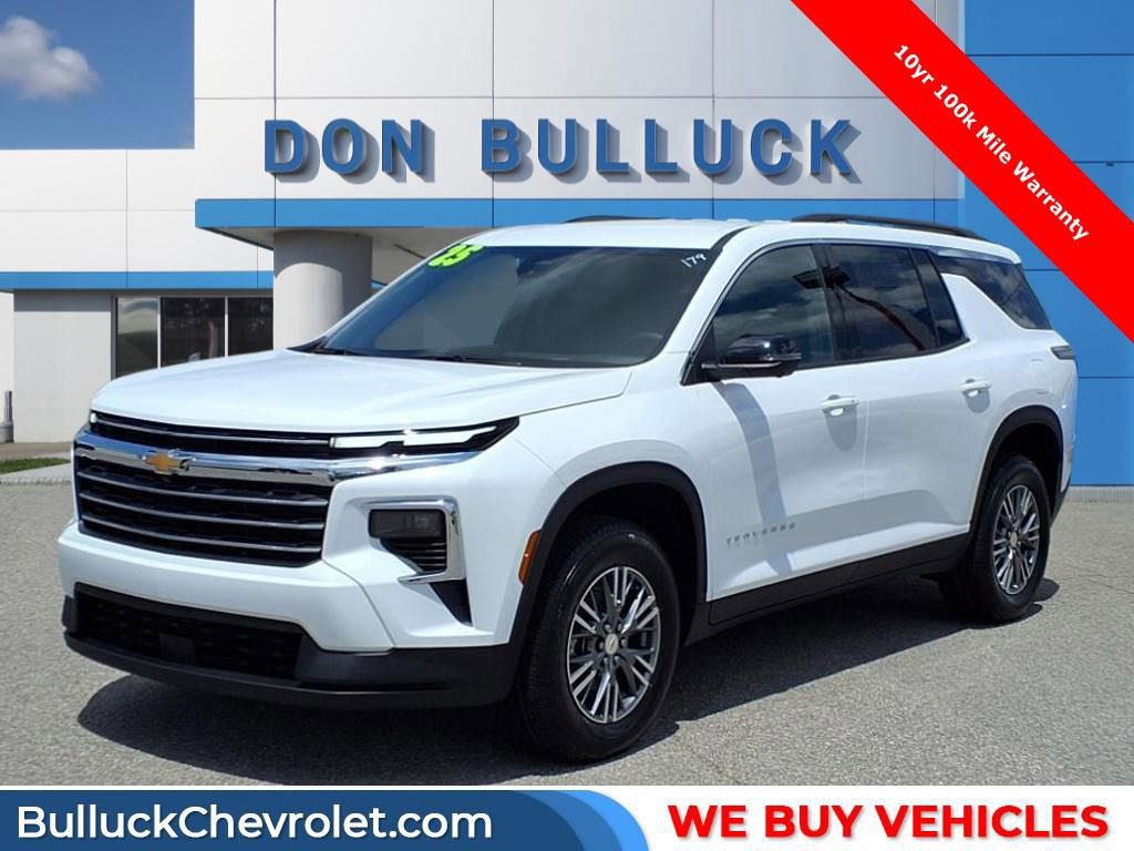 New 2025 Chevrolet Traverse LT w/ Driver Confidence Package