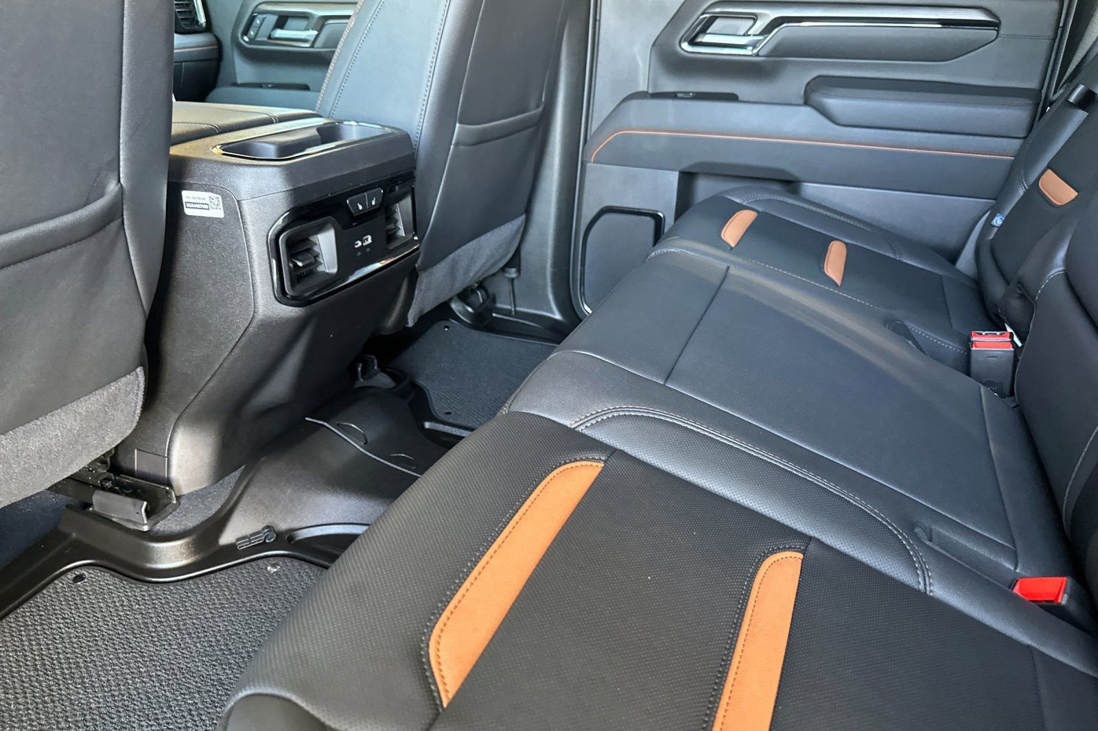 Certified 2025 GMC Sierra 2500 AT4 AWD/4WD image 13