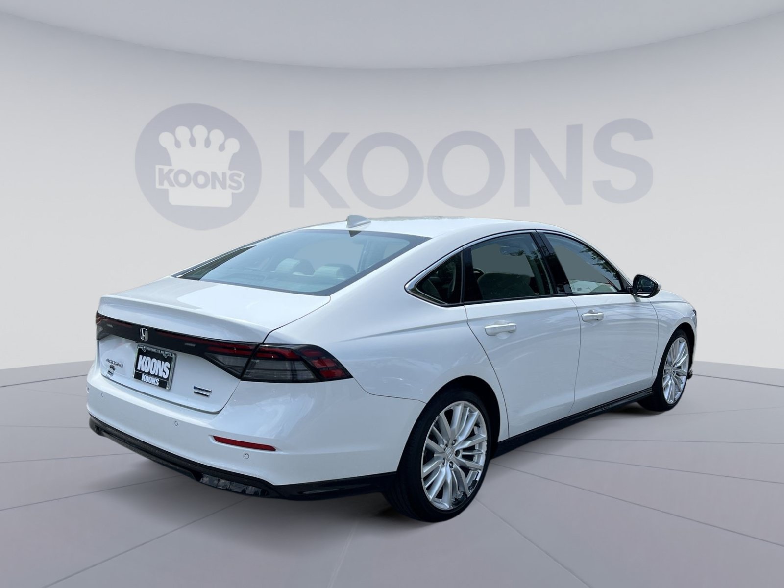 Used 2023 Honda Accord Touring image 7