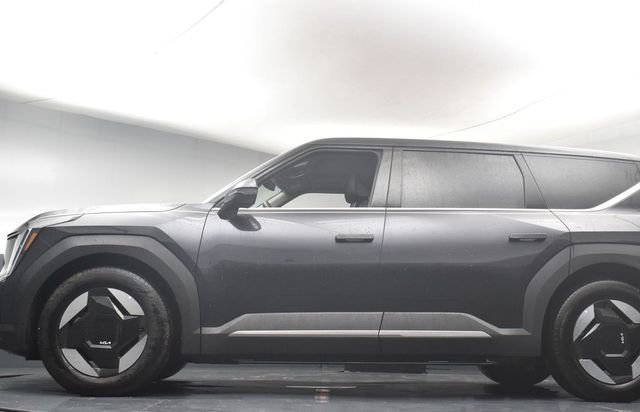 Used 2026 Kia EV9 Light RWD image 35