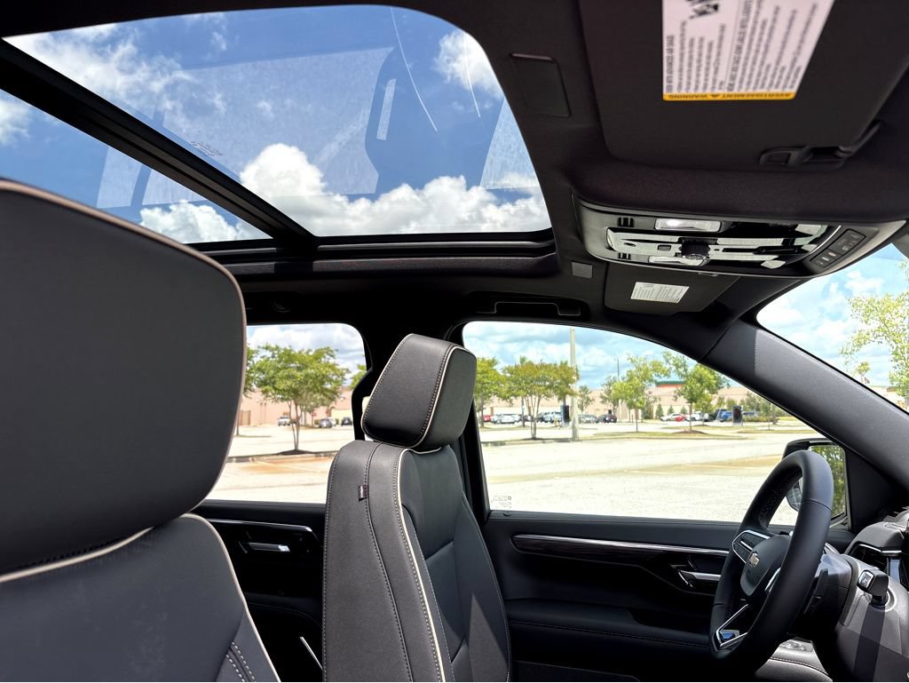 New 2026 Chevrolet Suburban Premier w/ Sun And Tow Package RWD image 10