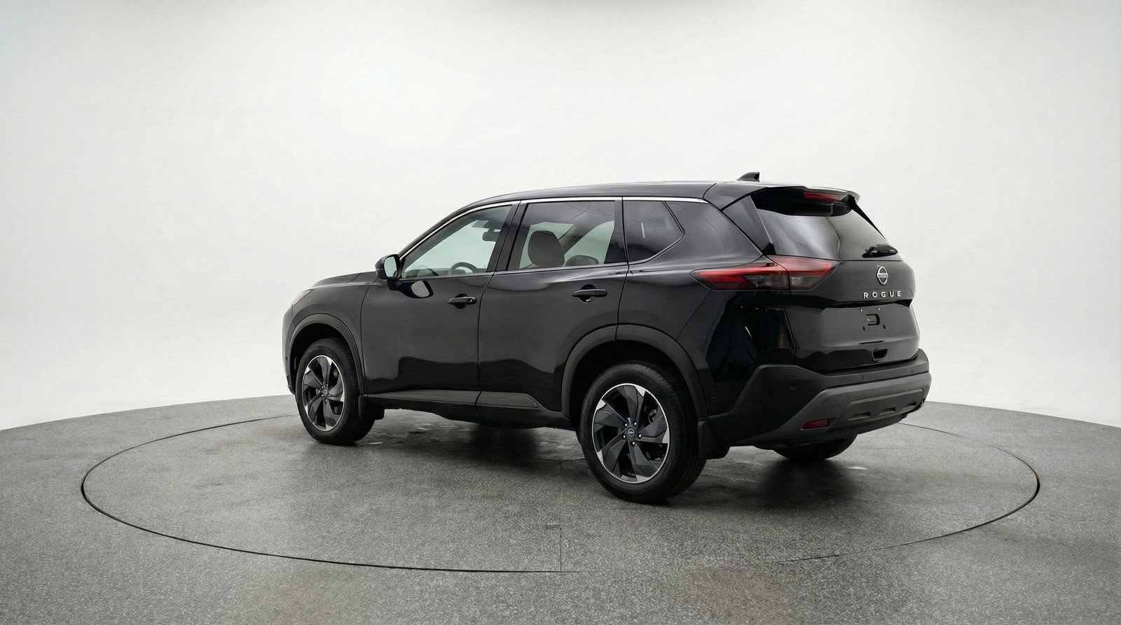 Used 2025 Nissan Rogue SV image 6