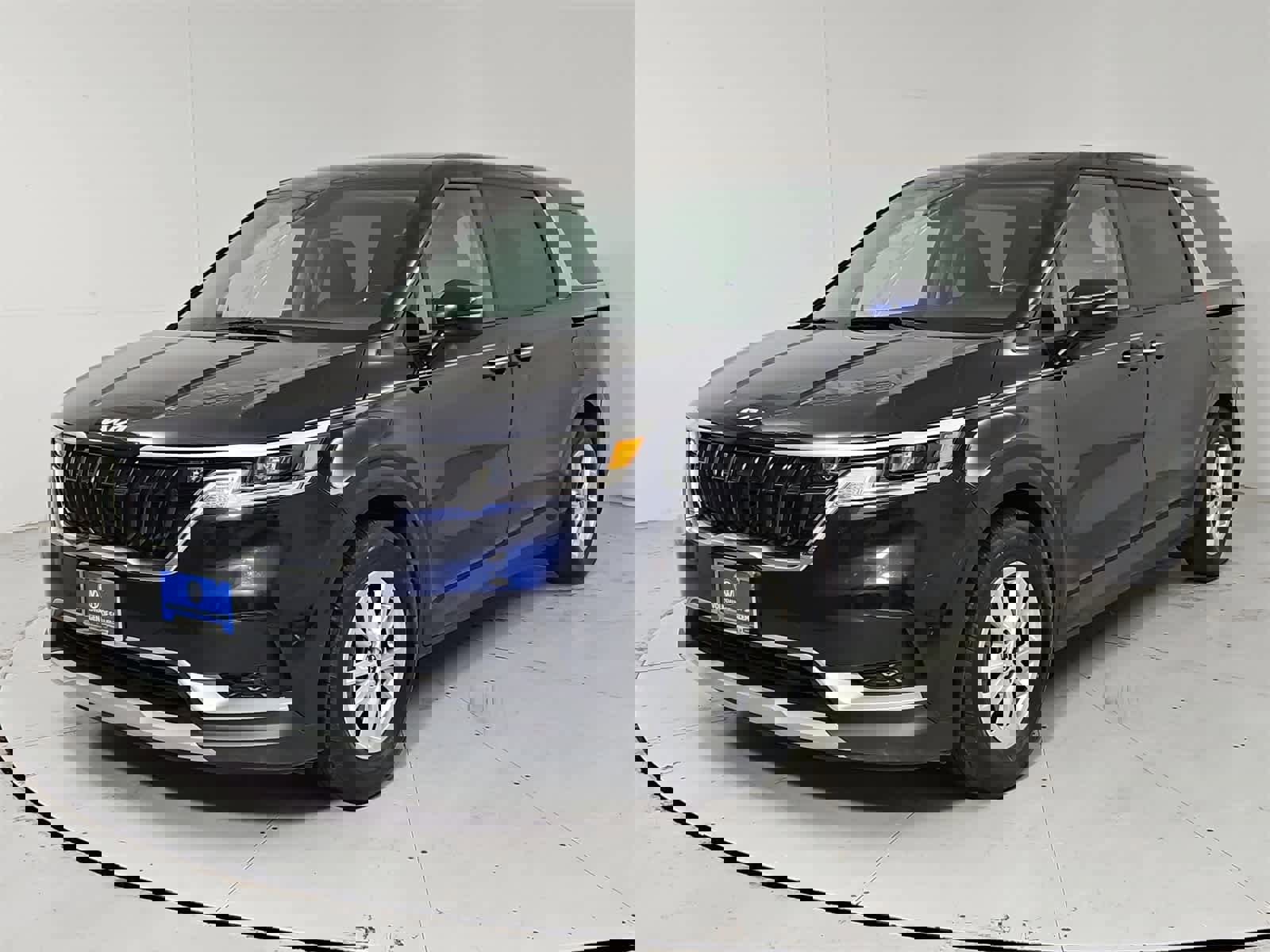 Used 2023 Kia Carnival LX