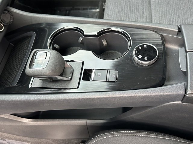 Certified 2023 Nissan Rogue SV image 12