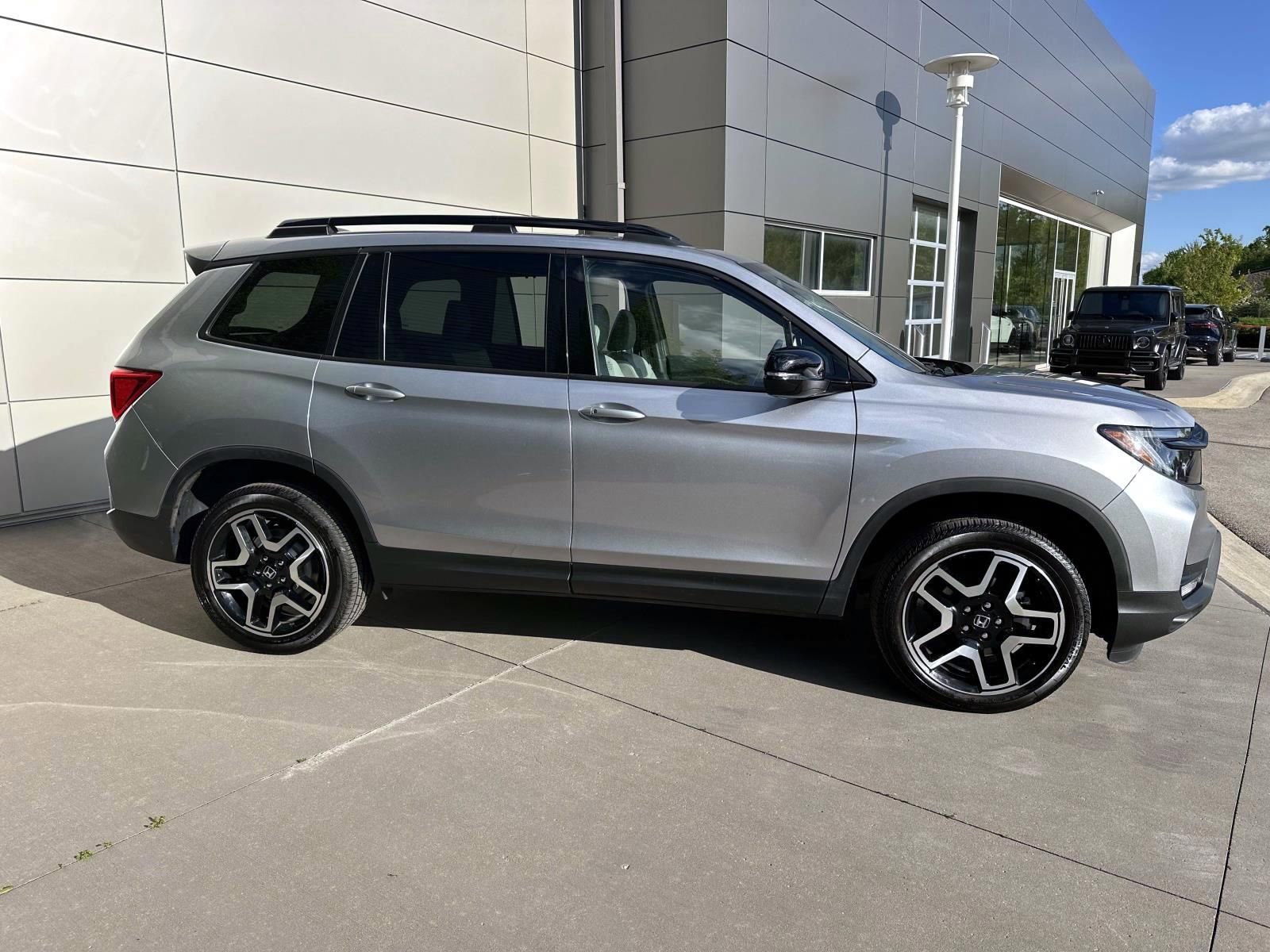 Used 2022 Honda Passport Elite image 4