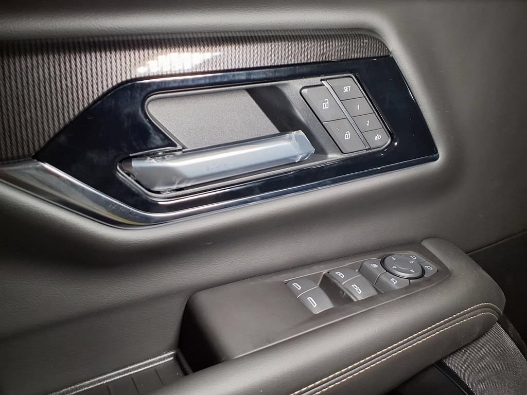 New 2026 GMC Yukon XL Elevation RWD image 16