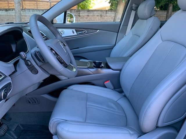 Certified 2019 Lincoln Nautilus Reserve w/ Ultimate Package AWD/4WD image 13