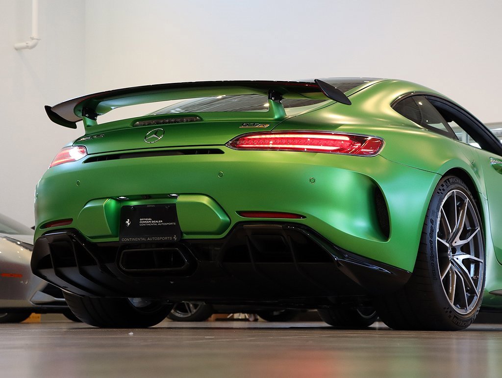 Used 2018 Mercedes-Benz AMG GT R image 27