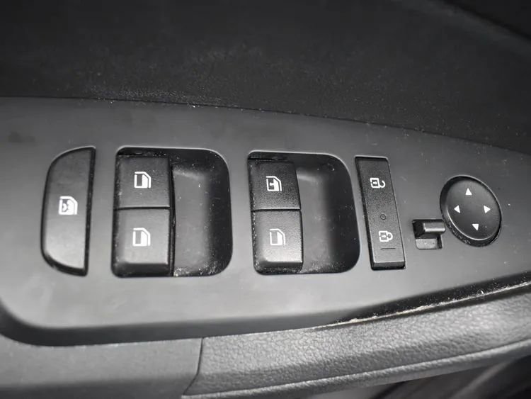 Used 2024 Kia Sportage LX image 21