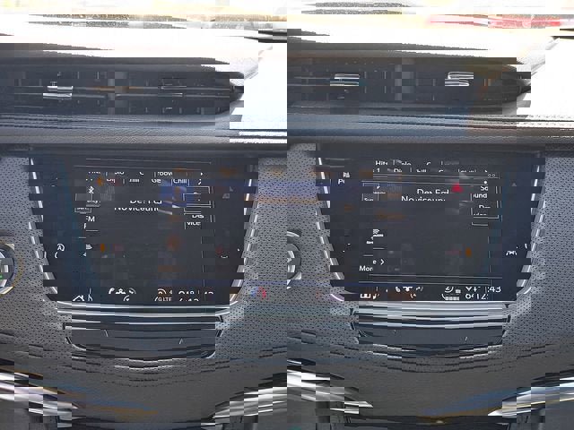 New 2025 Cadillac XT6 Luxury image 16