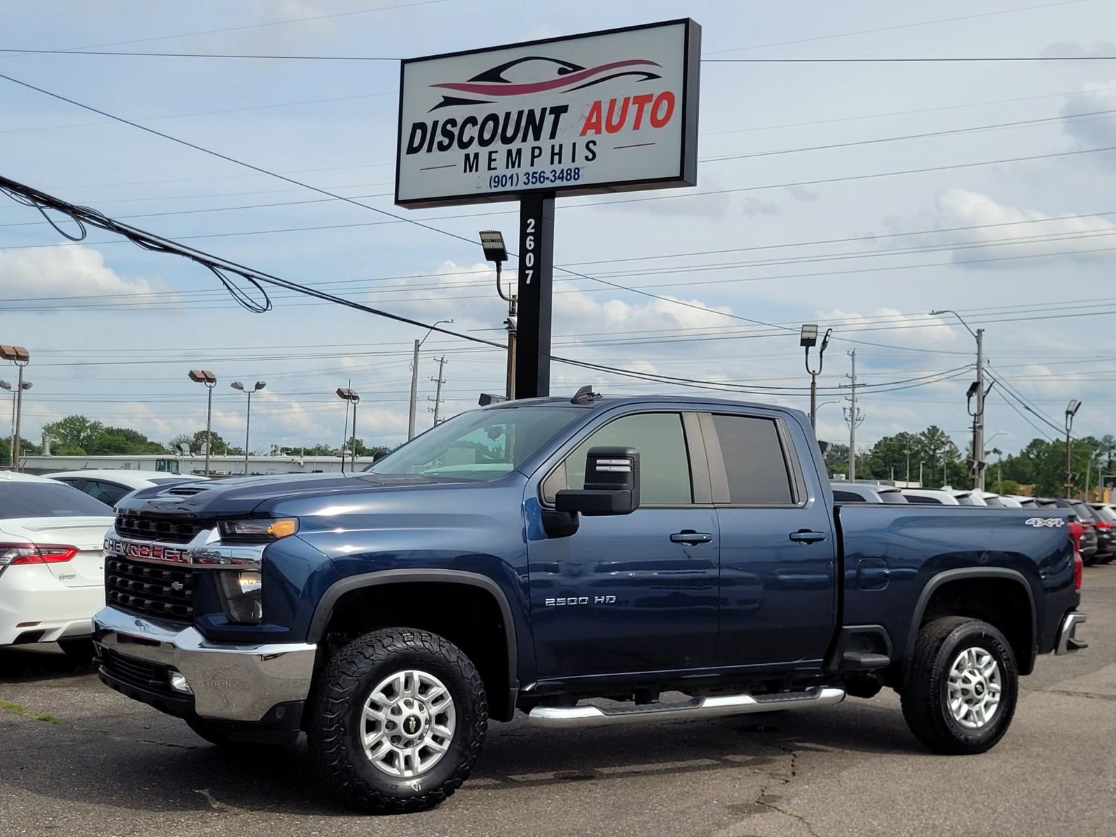 Used 2022 Chevrolet Silverado 2500 LT w/ Convenience Package AWD/4WD image 11