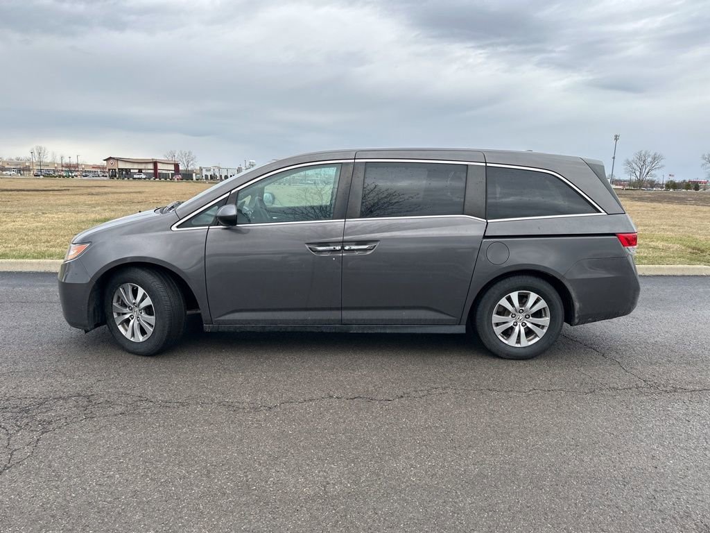 Used 2016 Honda Odyssey SE image 7